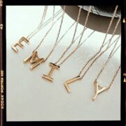 2022.01.06-abecedaire-produit_1000x_crop_center