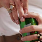 chevaliere-mini-ovale-diamants-or-jaune (4)